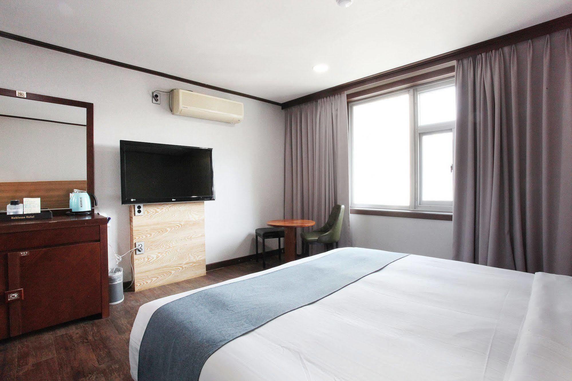 Noblesse Hotel Jeju Eksteriør billede