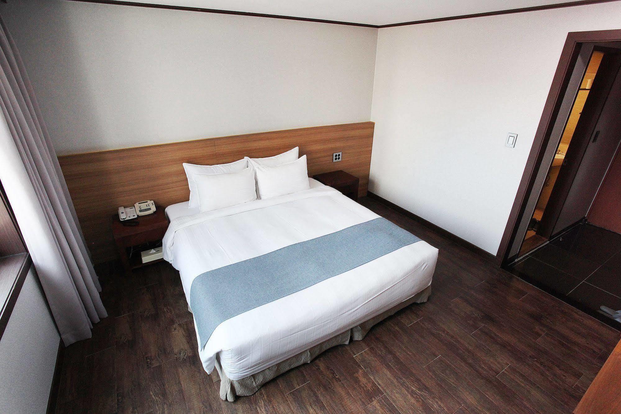 Noblesse Hotel Jeju Eksteriør billede
